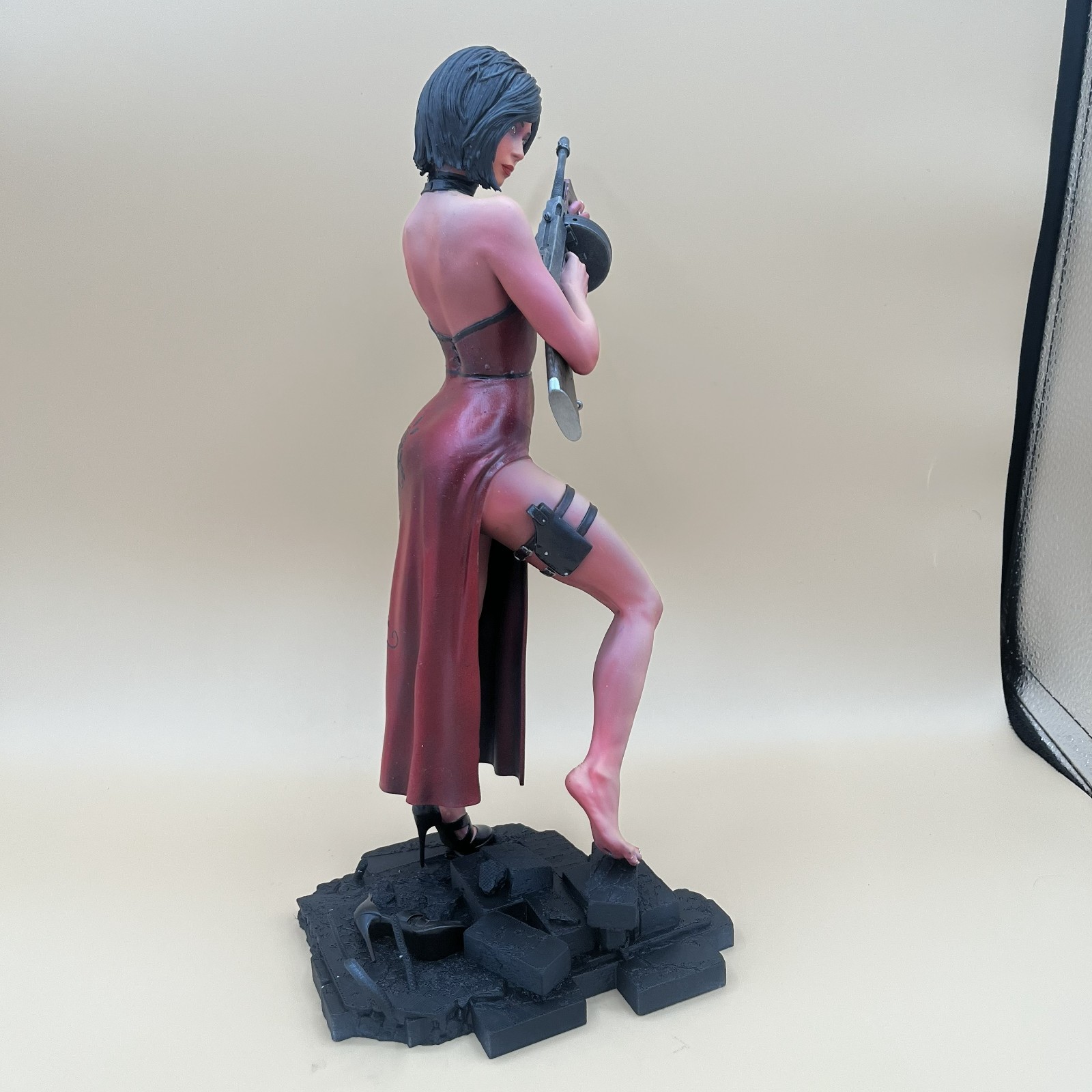 Ada Wong – Resident Evil – Hand Painted Figure/Statue