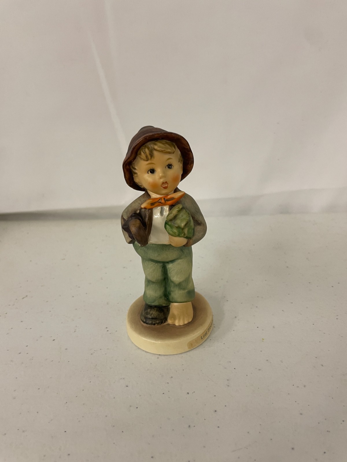 Goebel M.I. Hummel Lost Stocking #374 Hand Painted Vintage Figurine W. Germany