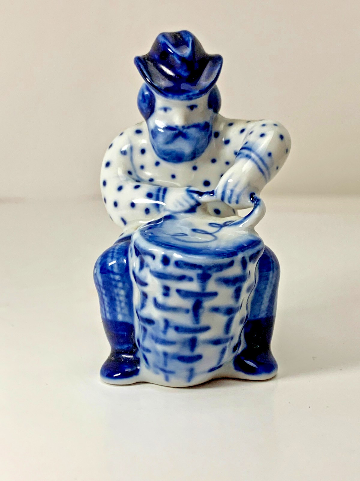 Gzhel Porcelain Folk Figurine peasant man. Гжель