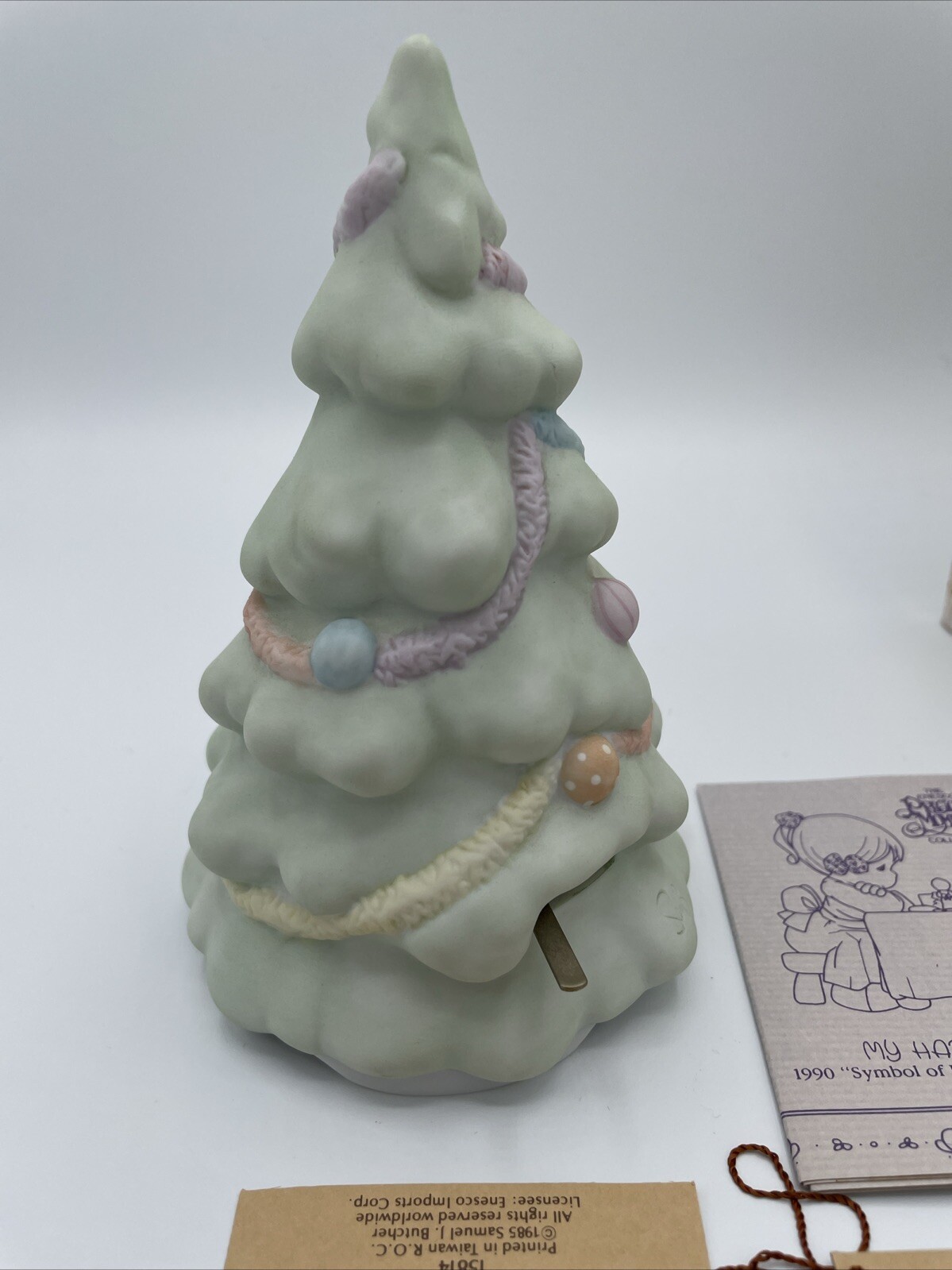 Precious Moments 1985 Silent Night Musical Xmas Tree Porcelain Figurine 15814