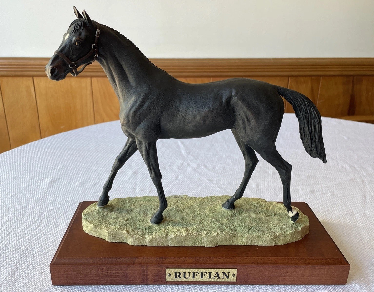 American Artists David Geenty “Ruffian” Porcelain Race Horse Sculpture Statue