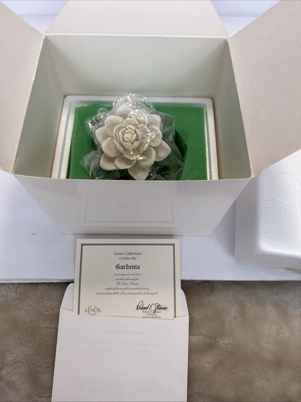 LENOX CLASSIC IVORY GARDENIA Garden White Flower Collection Figure Porcelain