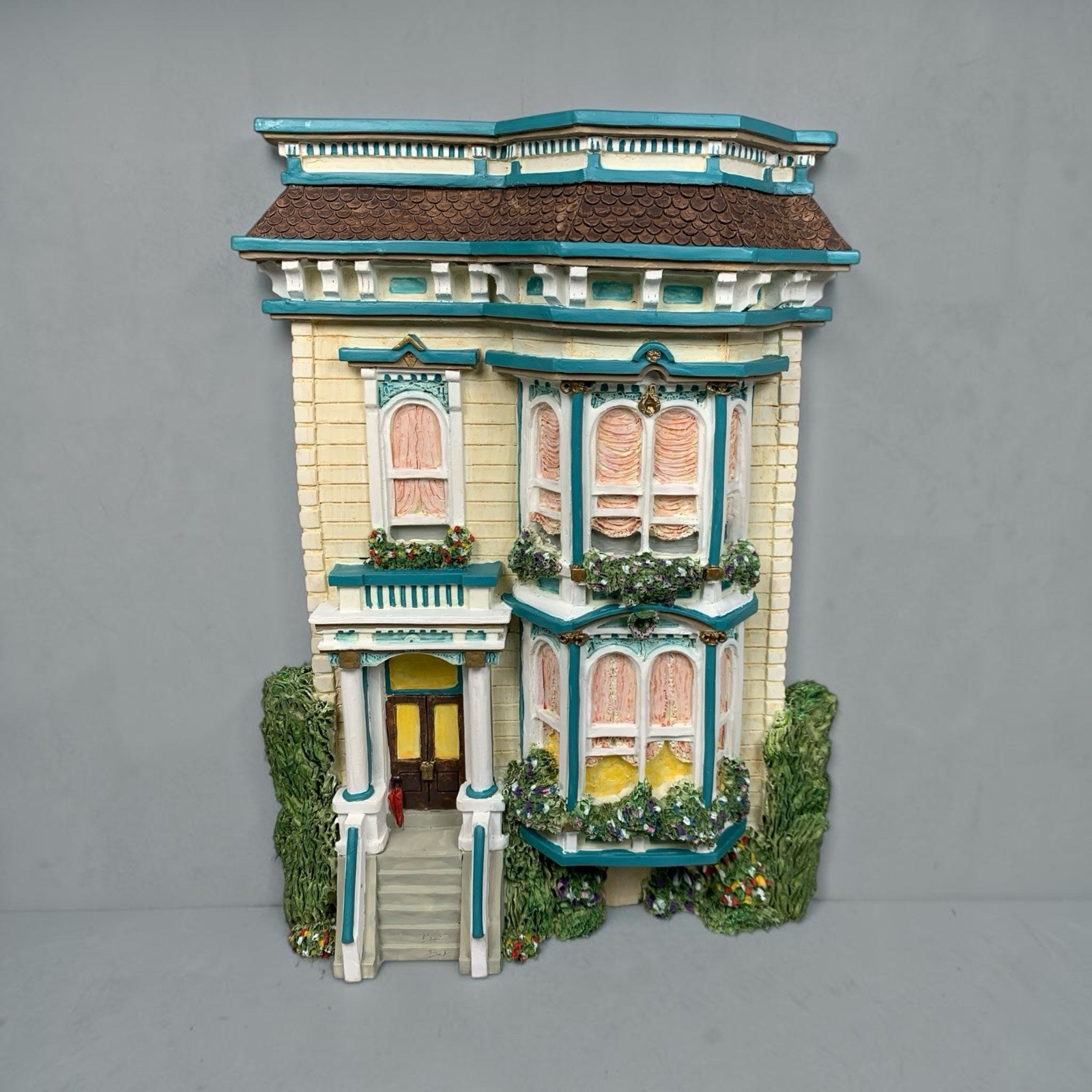 Brian Baker’s Deja Vu Elegant Lady Victorian House Wall Art / Figurine #16450