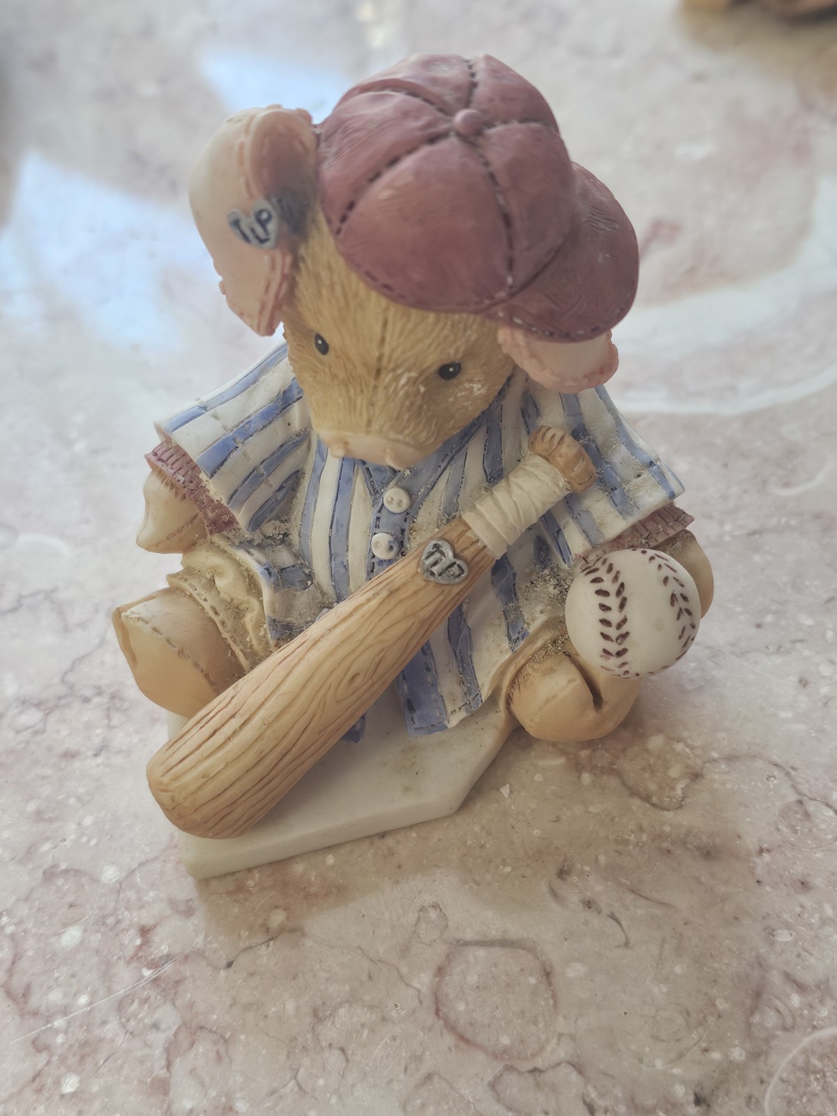VTG 1994 Enesco “This Little Piggy Cried Whee!…All The Way Home” #124567 IOB
