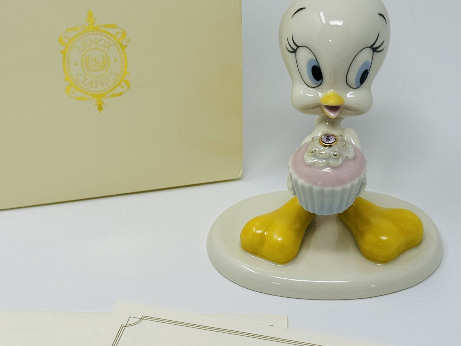 Lenox Tweety Bird A Present from Tweety JUNE Cupcake Birthday Birthstone