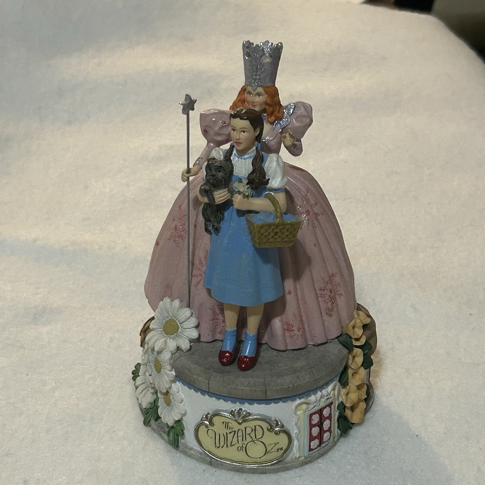 WIZARD OF OZ San Francisco Music Box GLINDA DORTHY 1999 OVER RAINBOW *READ