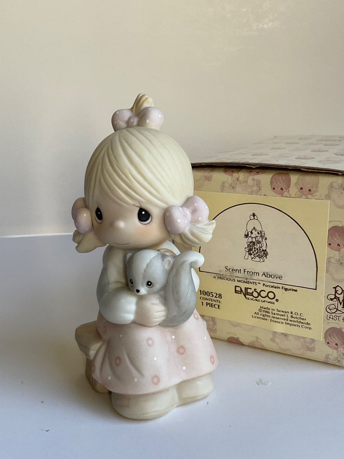 Precious Moments Figurine “Scent From Above” 1986 #100528 W/Original Box VTG