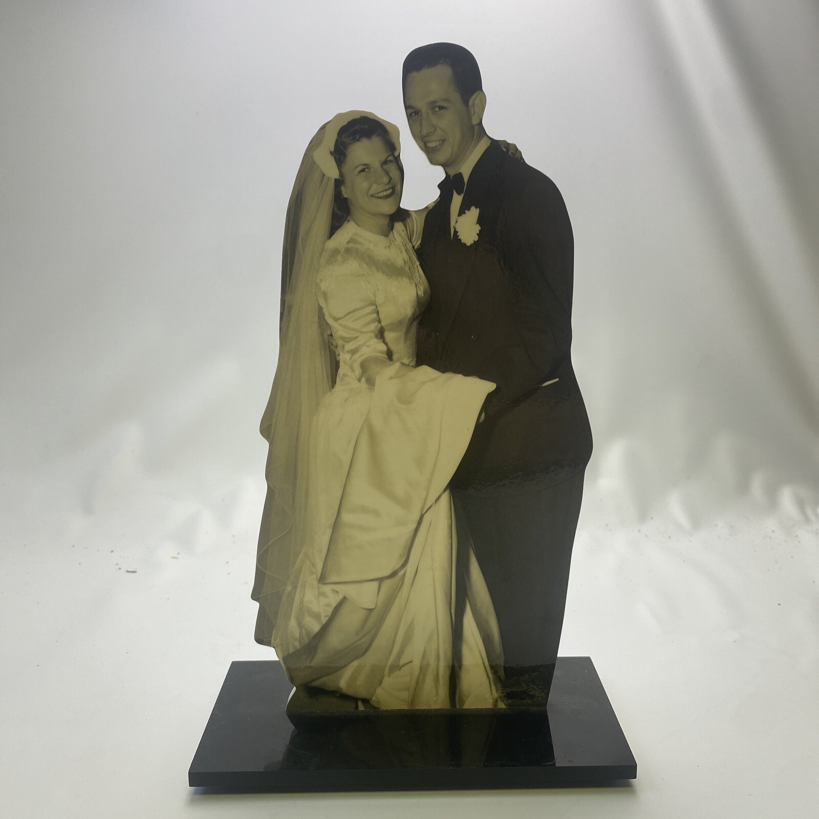 Vintage Wedding Couple – 50s/40s – Plastic Stand