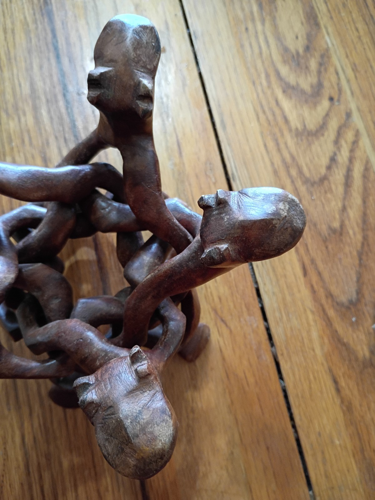 Interlocking 5 Wood Camel Stand / Pedestal Handcrafted Teak Wood Brown