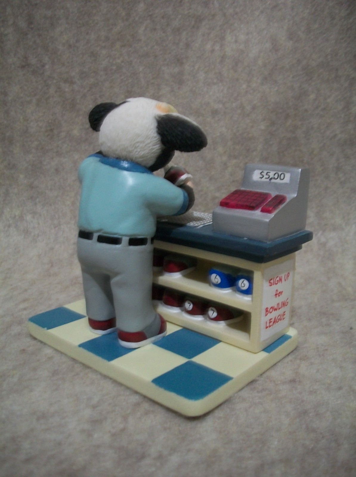 Ship Shape Shoes – Bowling – Mary Moo Moo Cow Figurine