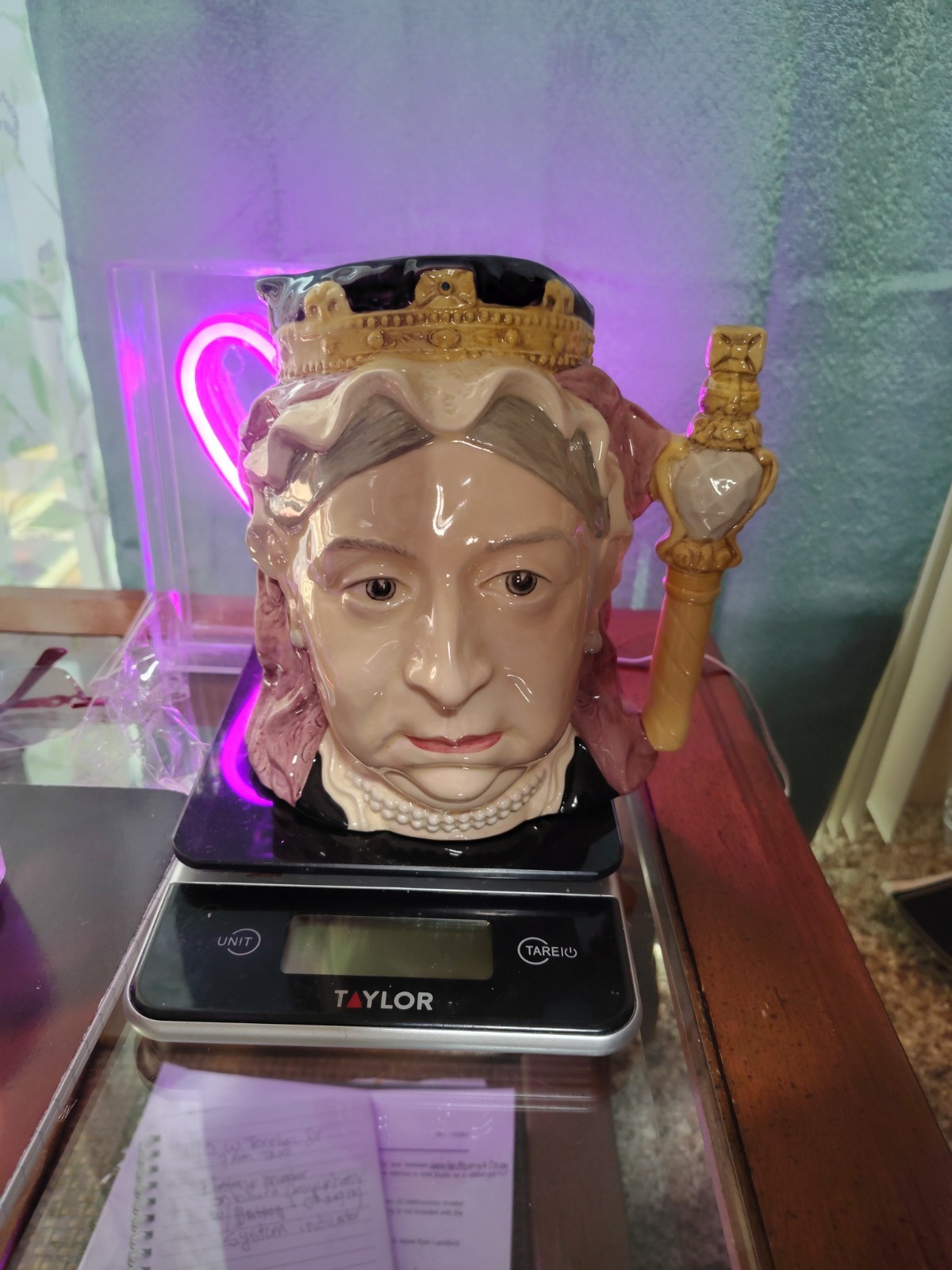 Royal Daulton Character Jug Large D6826 Queen Victoria