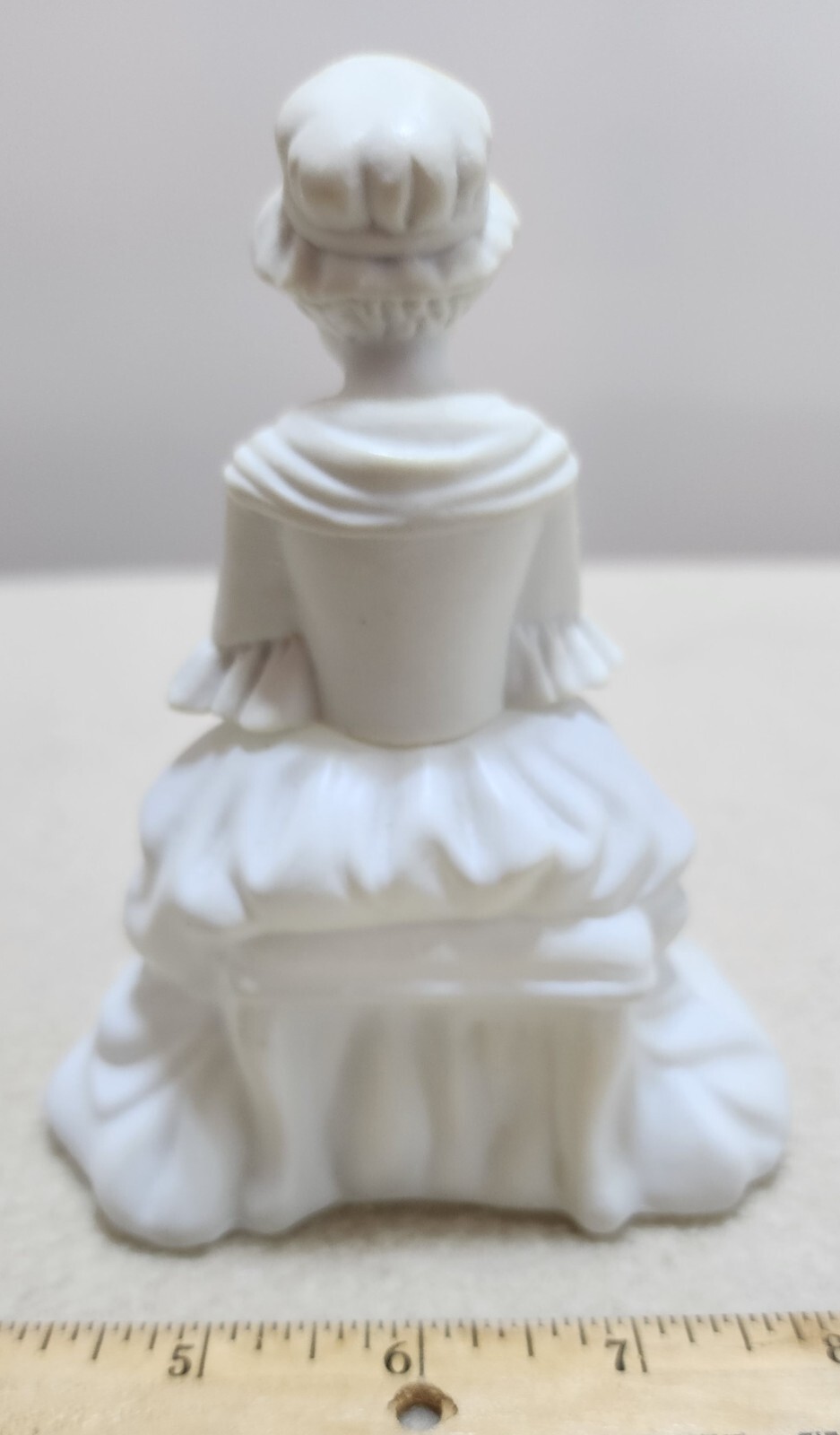 Vintage Avon Collectible Betsy Ross Figurine Empty with Box Patriotic July 4th