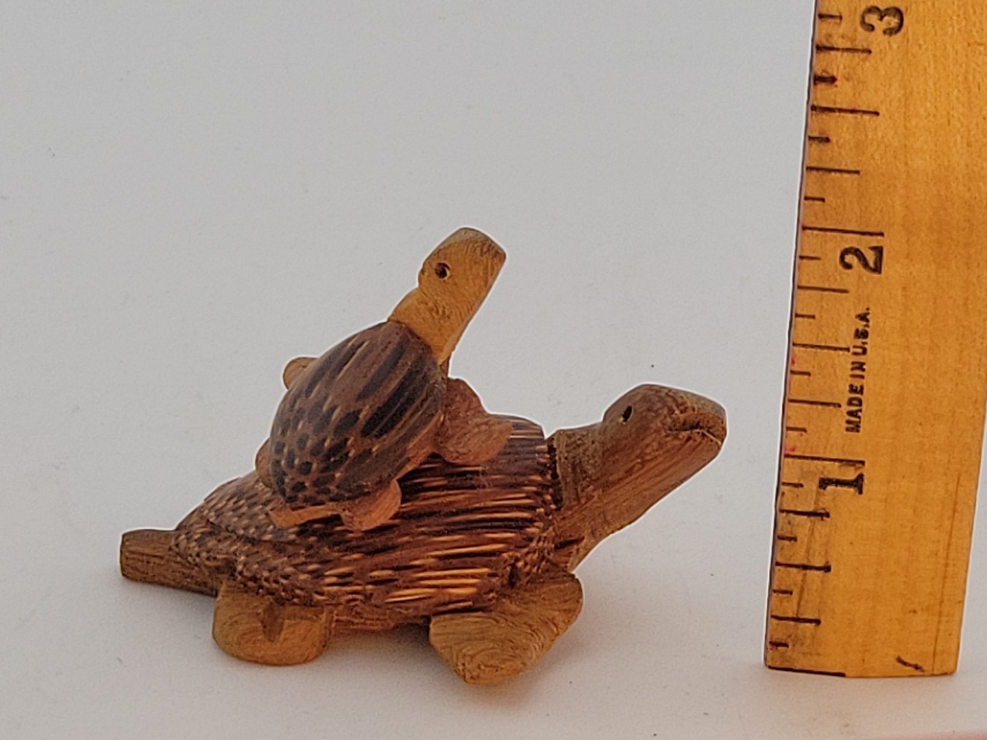 NEW Sea Turtles Handcarved Mini Wooden Baby On Mom’s Back~Baby Swivels 1.5”x2.5”