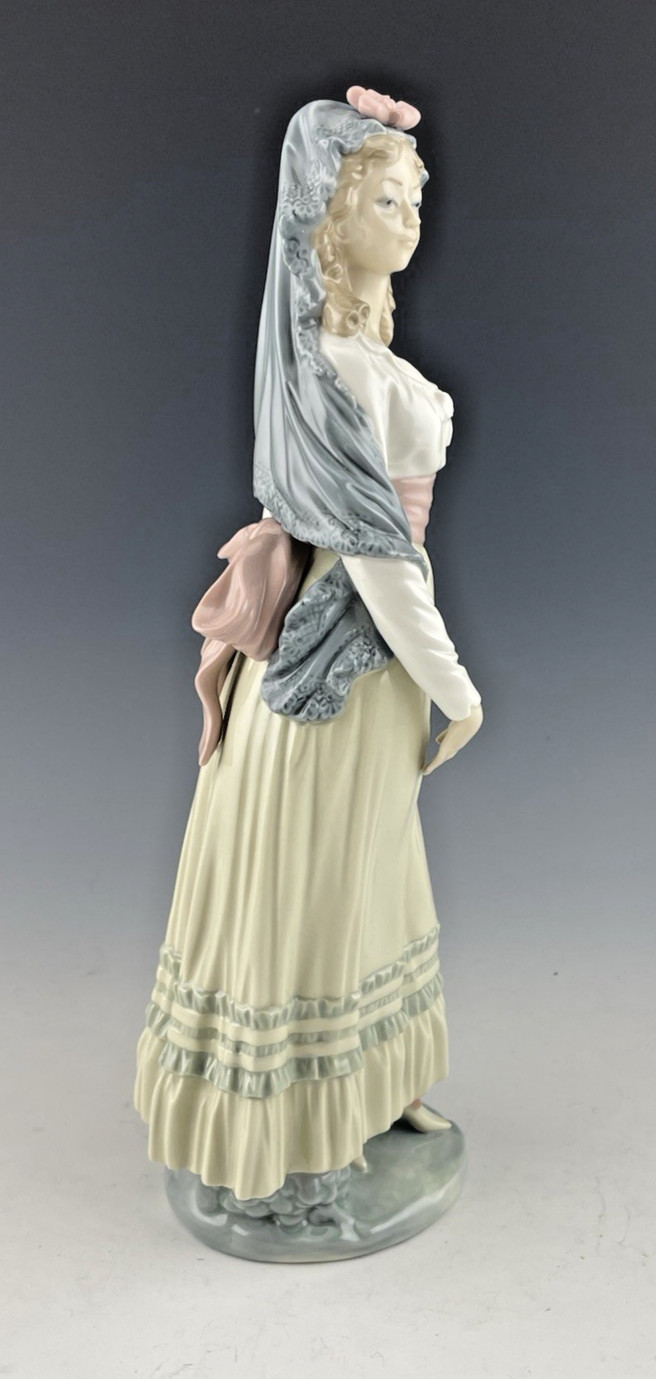 Lladro Figurine 12-1/4″ GOYA LADY OF RONDA ELEGANT SPAIN WOMAN #5125 Mint w/ Box