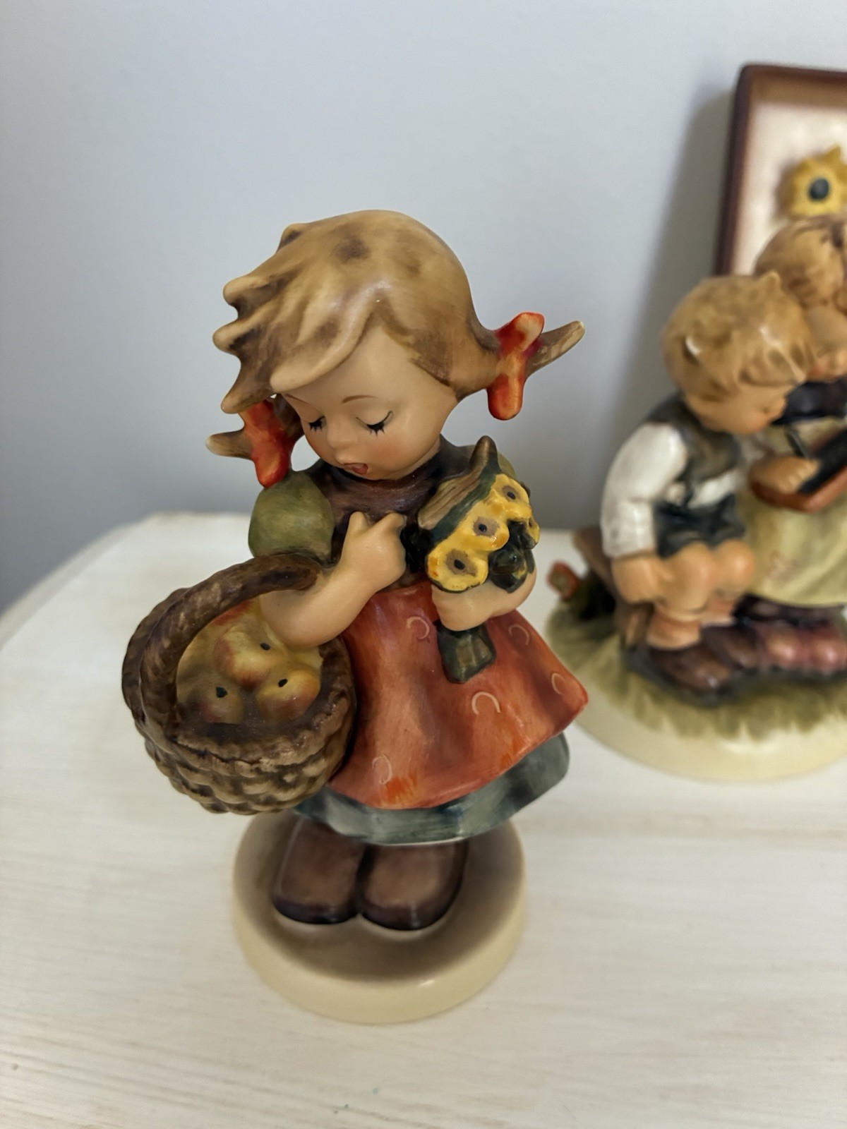 Goebel Hummel Porcelain Figurine Wall Plaque Collection Lot Vintage W Germany