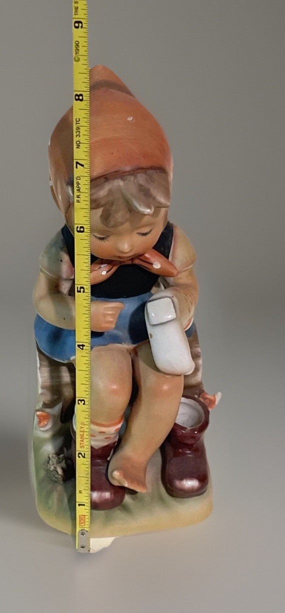 Erich Stauffer Designed Figurine Little Mender Ceramic Hummel 8.5 Inches Tall