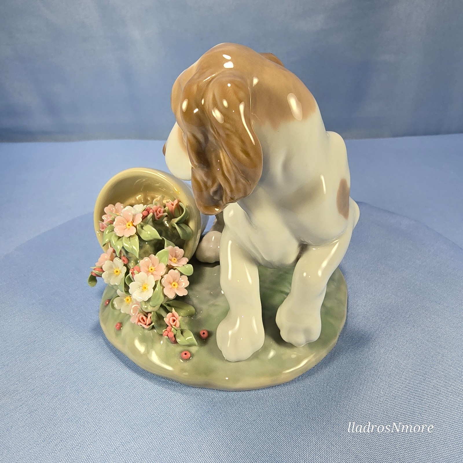 Lladro #7672 It Wasn’t Me NO DAMAGE Lladro 7672 It Wasn’t Me 1998 Society Piece