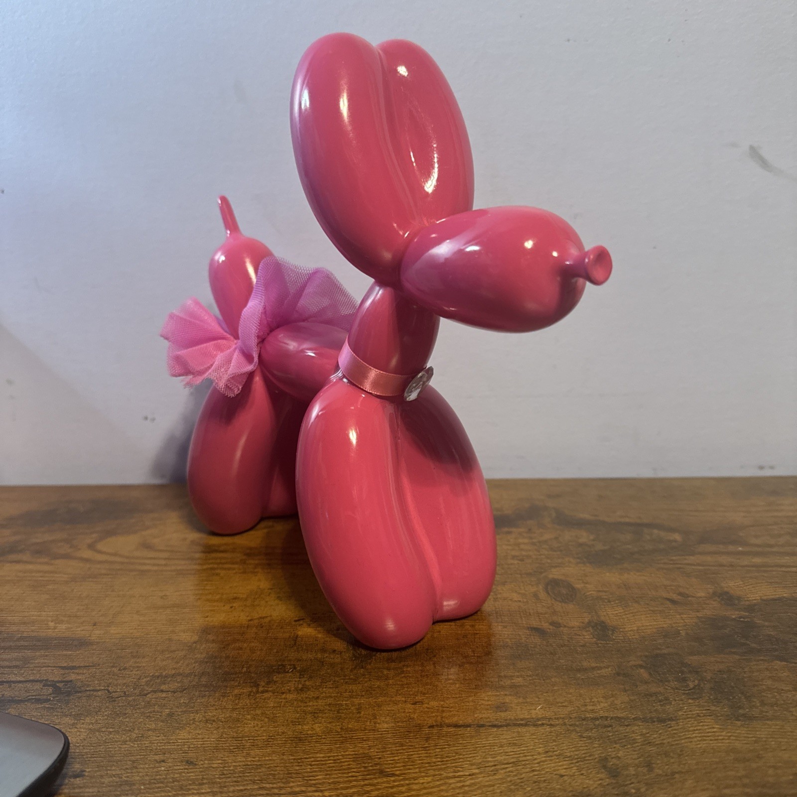 Balloon Dog Decorative Figure 9.5″ Hot Pink “WAY TO CELEBRATE “ – New/no Tag