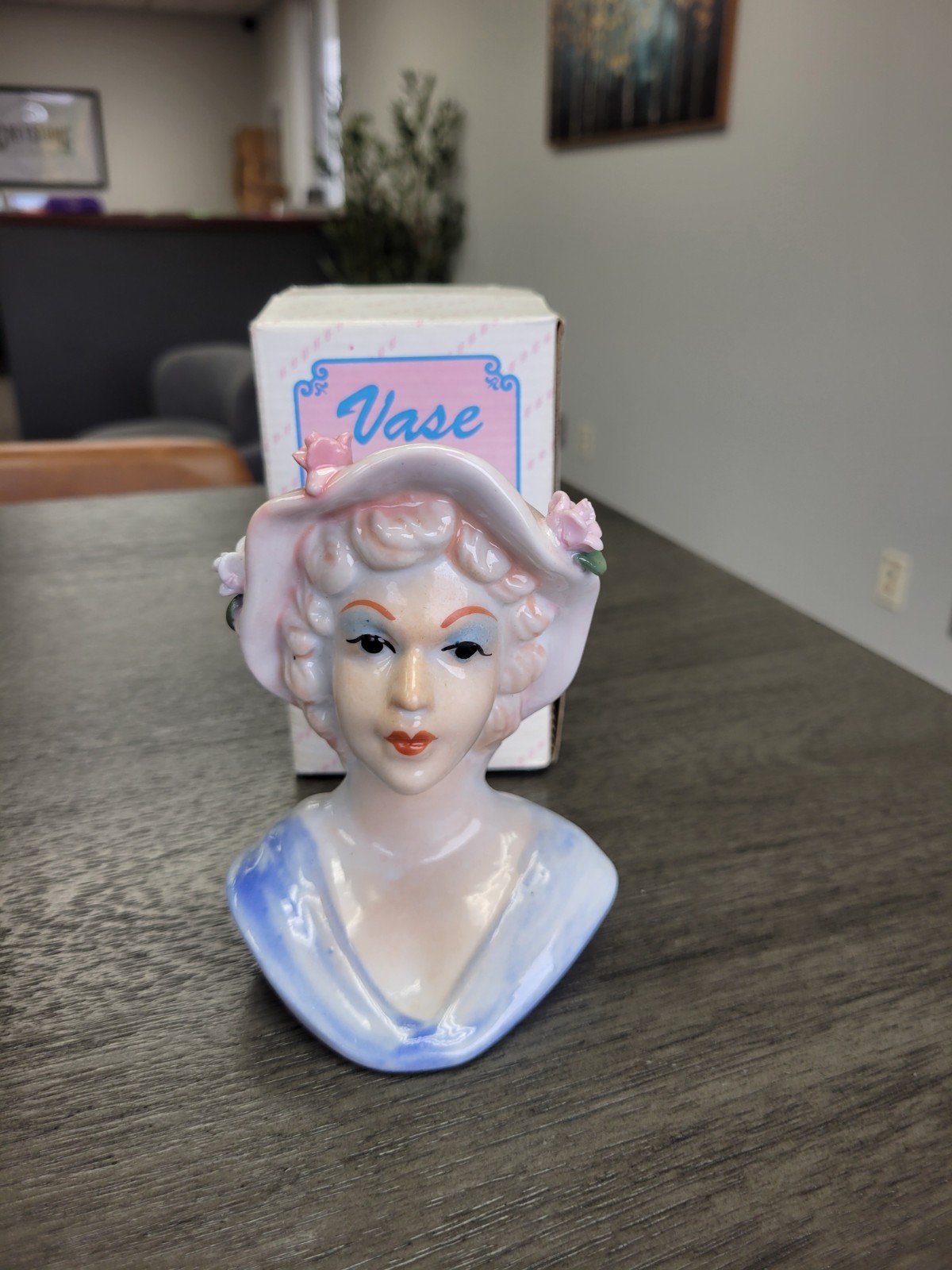 Vintage 5.25” Porcelain Lady Head Vase / Brush Holder In Original Box #1020001