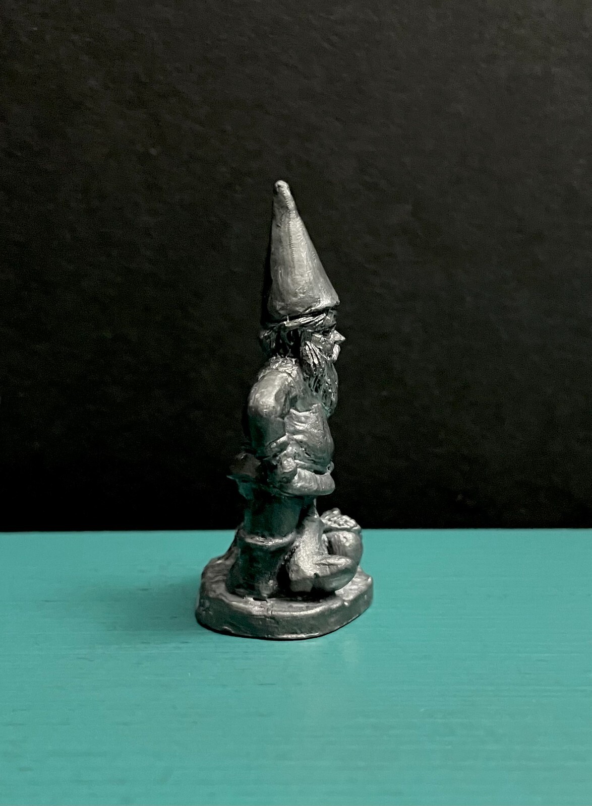 Michael Ricker Pewter Gnome Leprechaun Forest Stump Mythical Mini Art Figurine