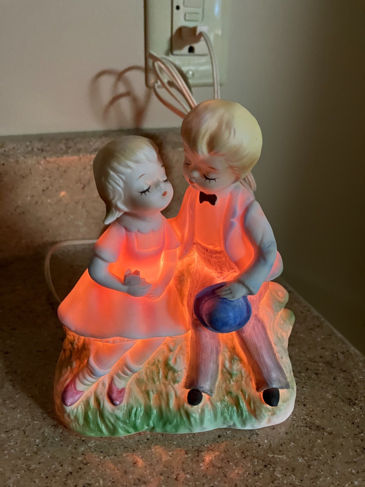 HARD TO FIND Norleans Boy and Girl Night Light Figurine w/ Switch WORKS O