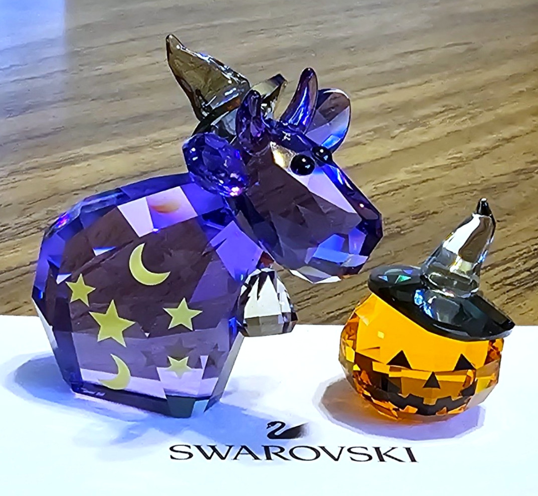 🎃 Swarovski Crystal 2012 Lovlots, Magic Halloween Mo Cow Figurine, Pumpkin, NIB