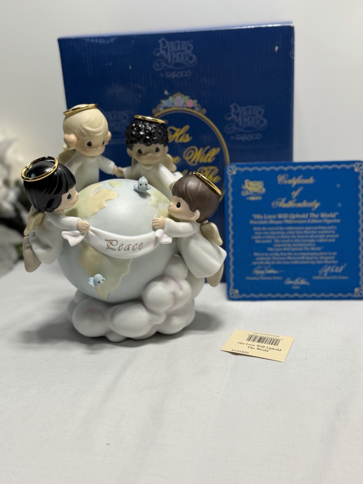 Precious Moments 1998 “His Love Will Uphold The World” #539309 Retired Boxed