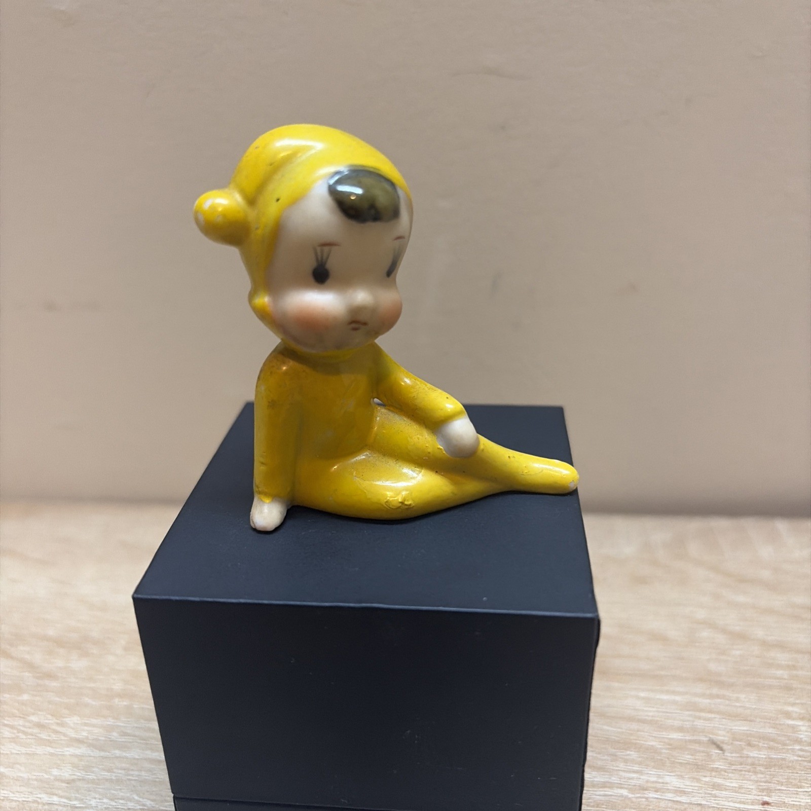 VINTAGE Tiny Yellow Pixie Elf Japan Figurine Sitting Hand Painted MCM
