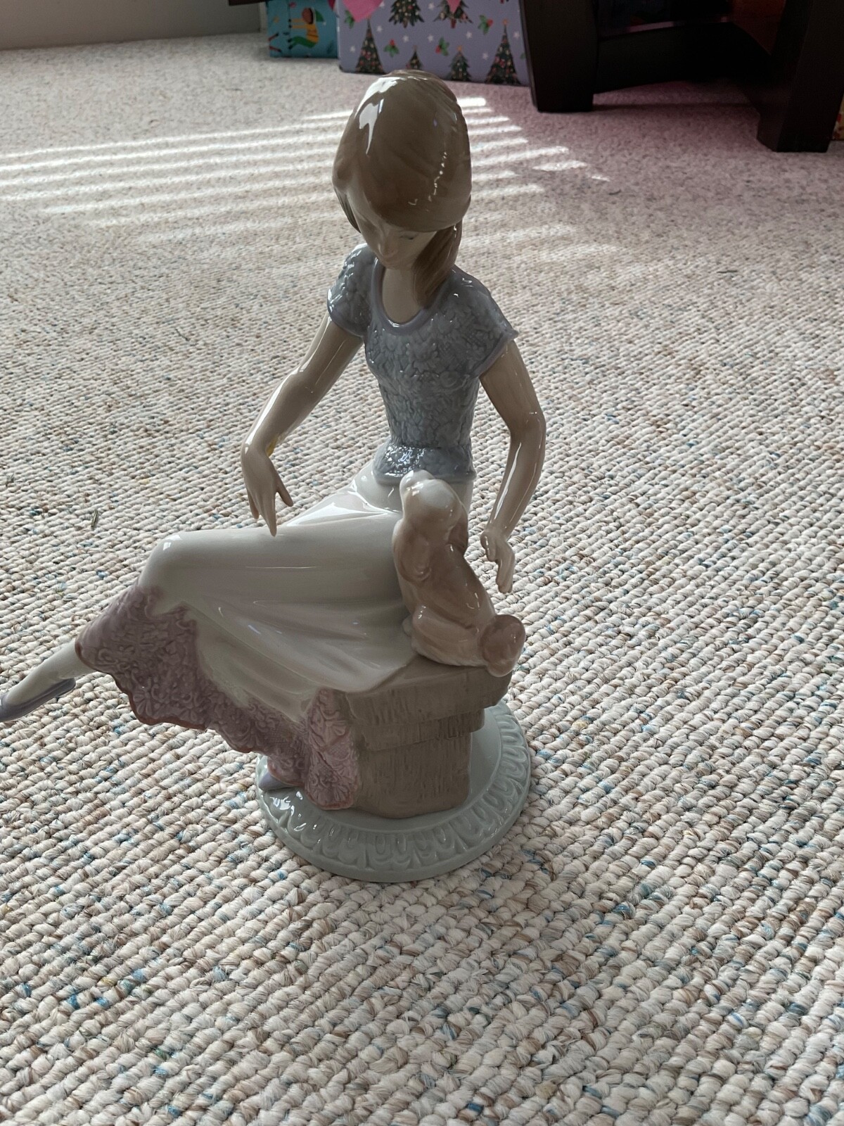 LLADRO figurine Picture Perfect, NEW in Box