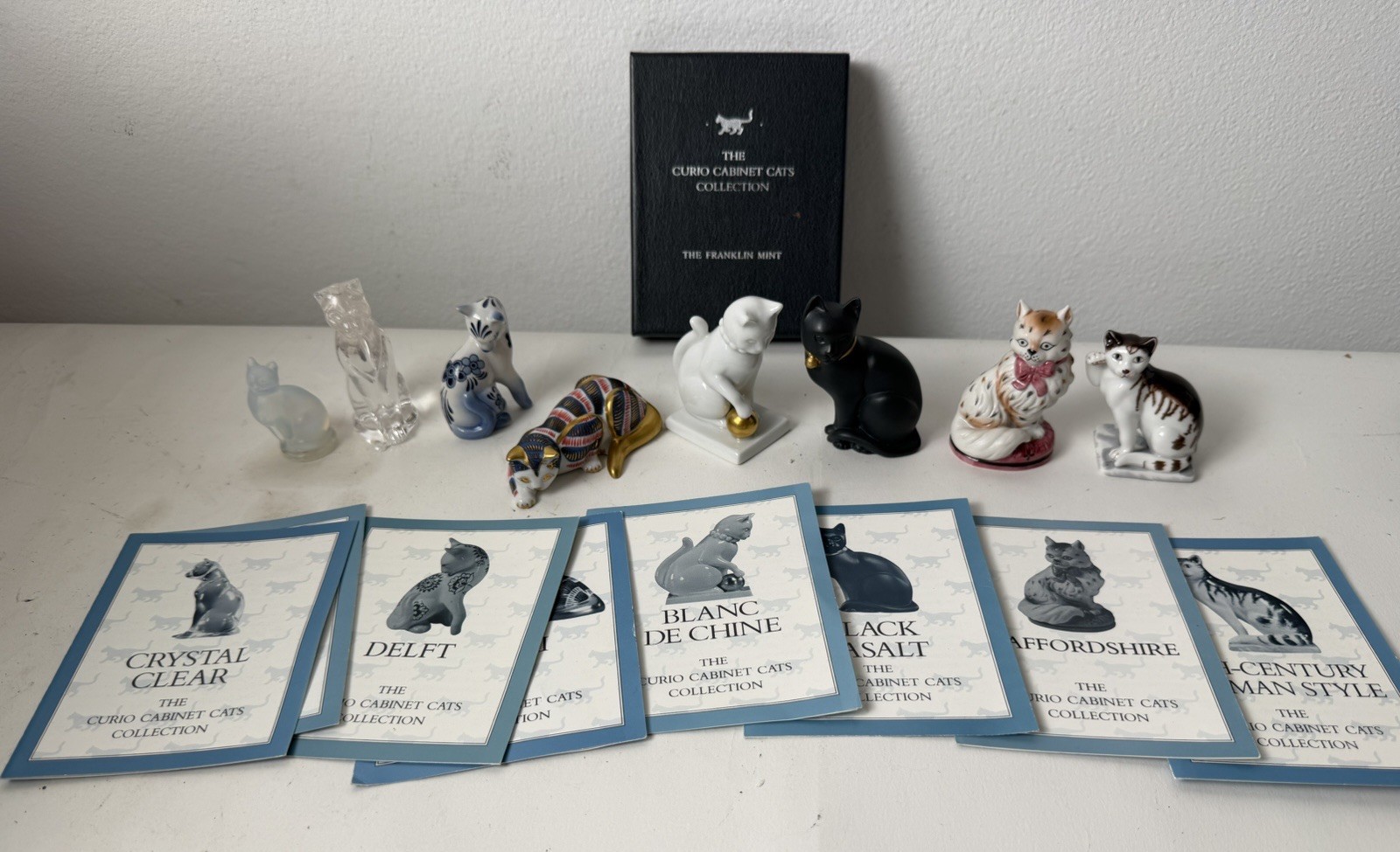 Vintage The FRANKLIN MINT Curio Cabinet Cat Collection Great Condition Lot of 8
