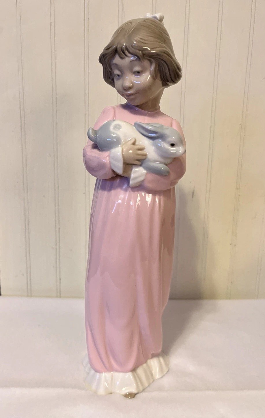 Vintage 1978 Nao by Lladro Girl holding Bunny Rabbit in Nightgown Figurine 12.5″
