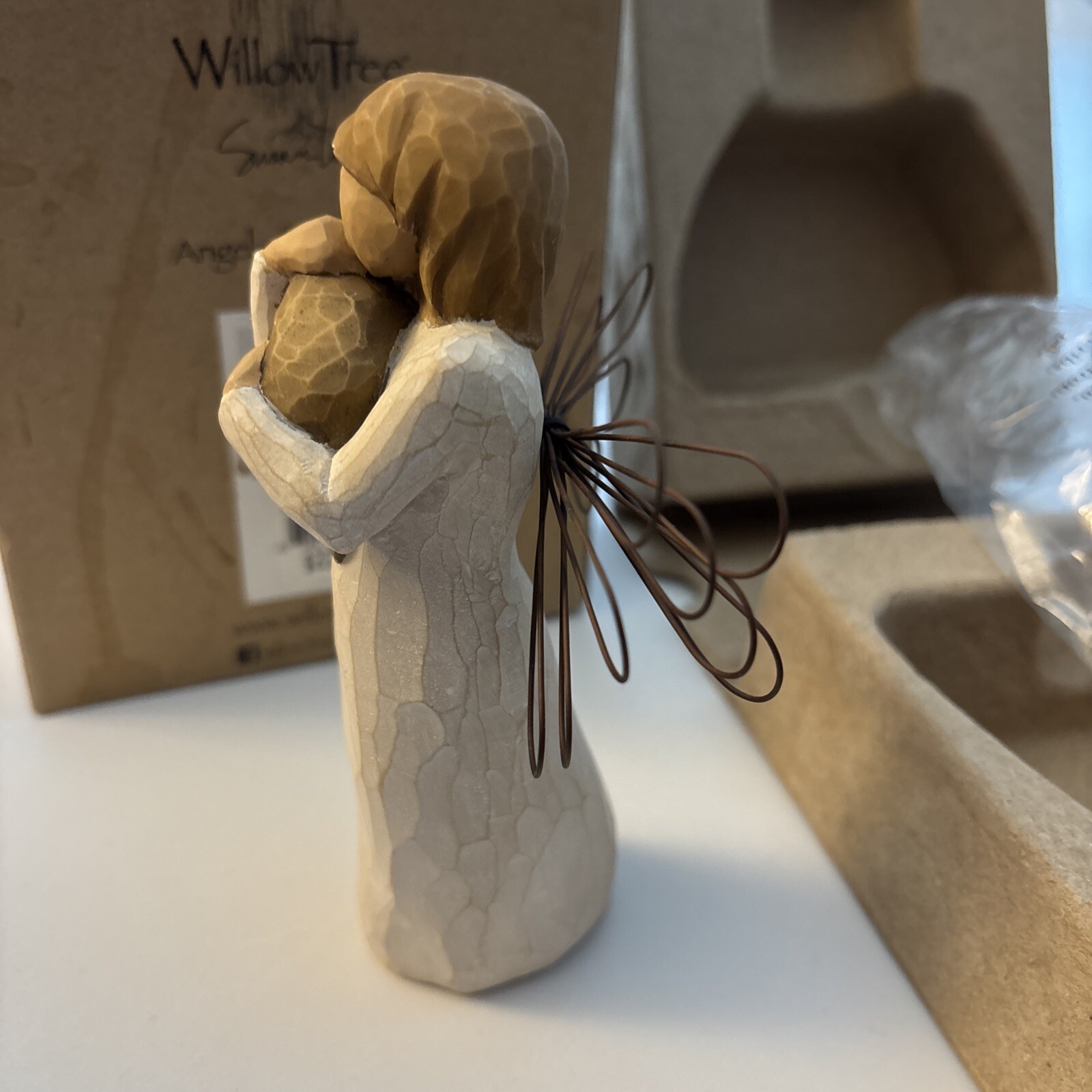 Demdaco Willow Tree Angels Angel Of Friendship – Boxed 8530174 Free Shipping