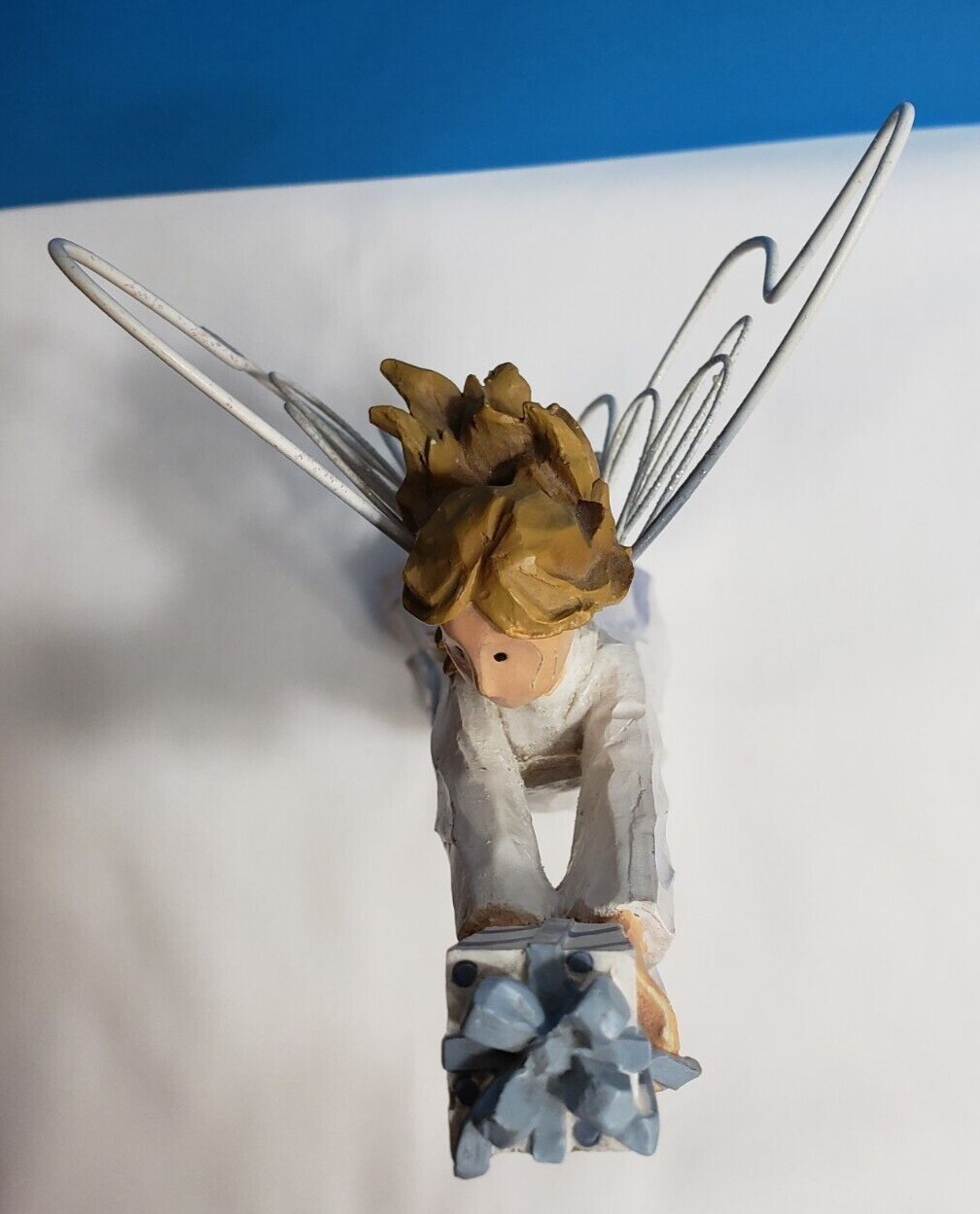 Angel Accents “Sharing Is Caring” Figurine #74703 By Roman Inc 2001