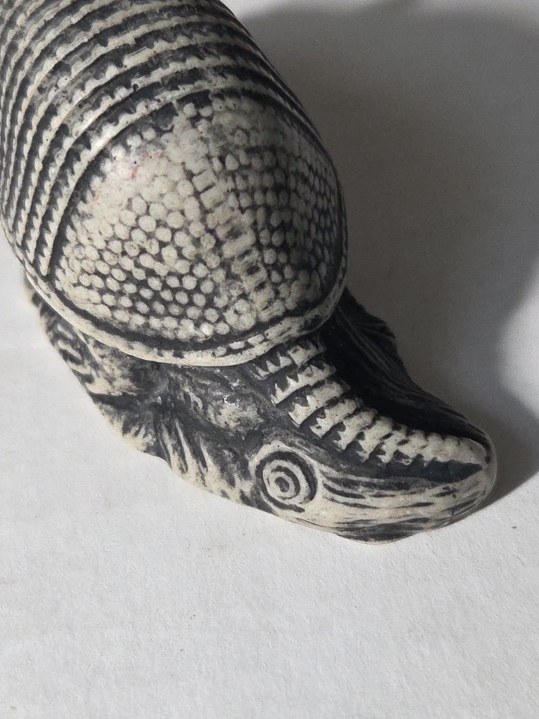 Vintage ARMADILLO Figurine Japan 3.25″ x 1.75″ x 1.5″