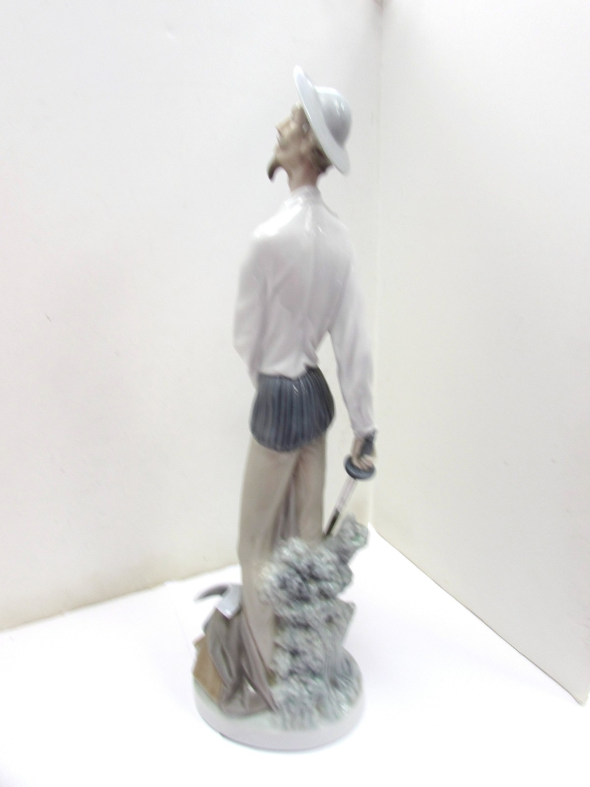 Lladro Don Quixote Standing With Sword Spain Tall Glazed Porcelain Figure 12″