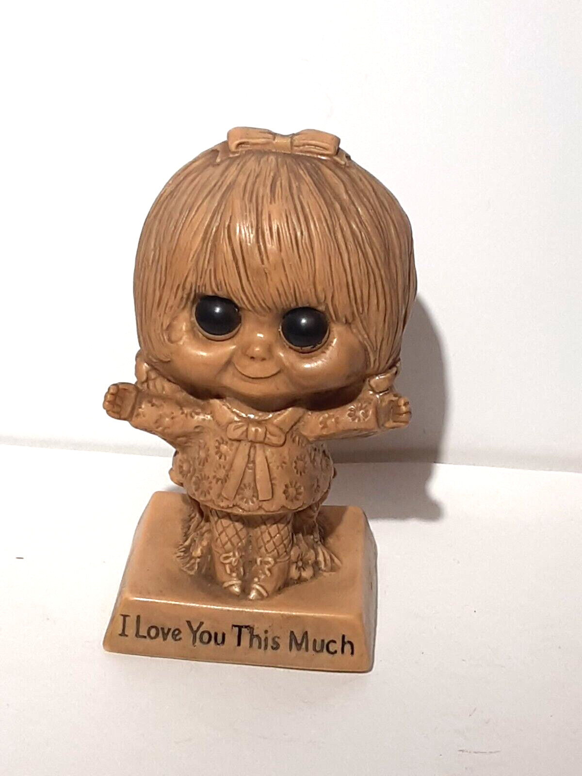 Vintage 1970 W & R Berries Co’s Figure I Love You This Much Figurine 6″
