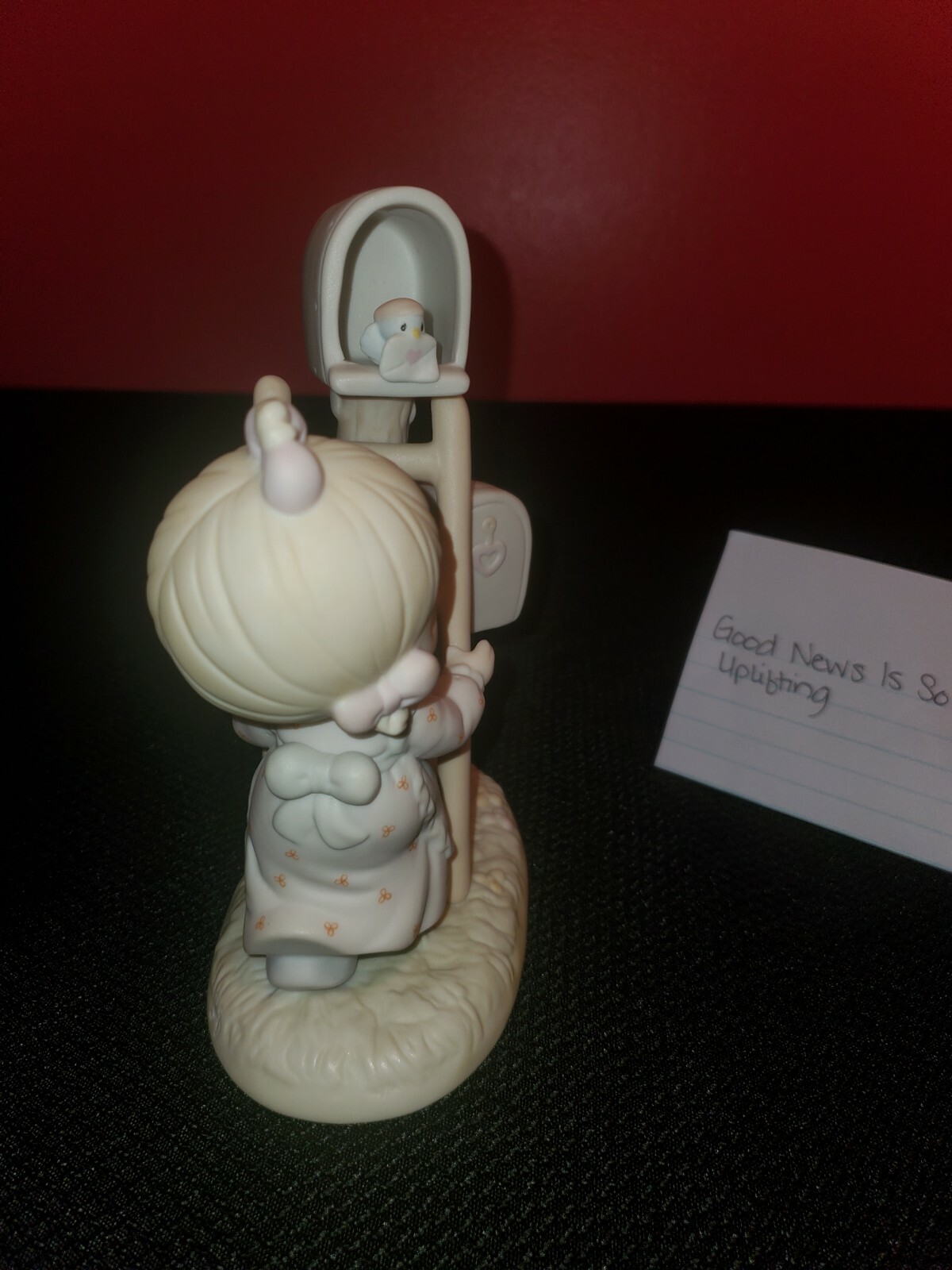 Precious Moments – Good News Is So Uplifting w. Original Box – mint