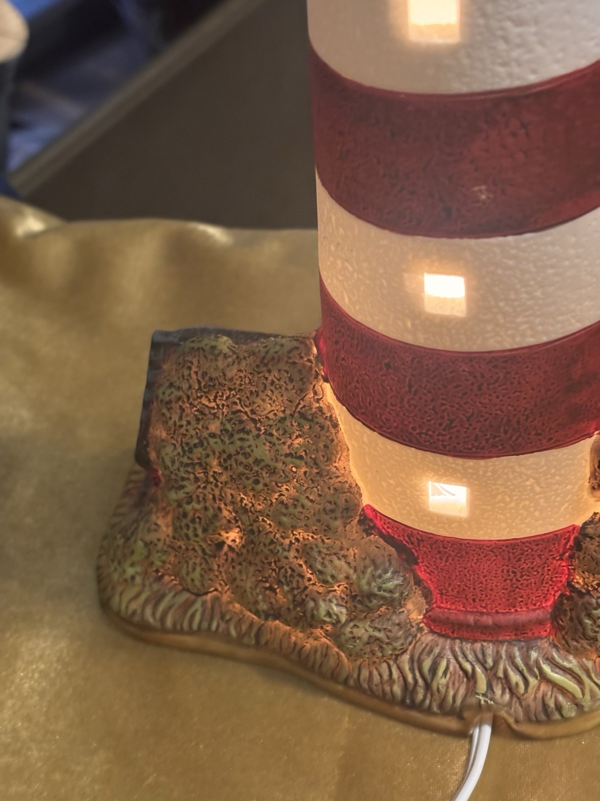 Vintage 1993 Geo. Z. Lefton 01192 Assateague Porcelain Lighthouse 6 1/2″ Coastal