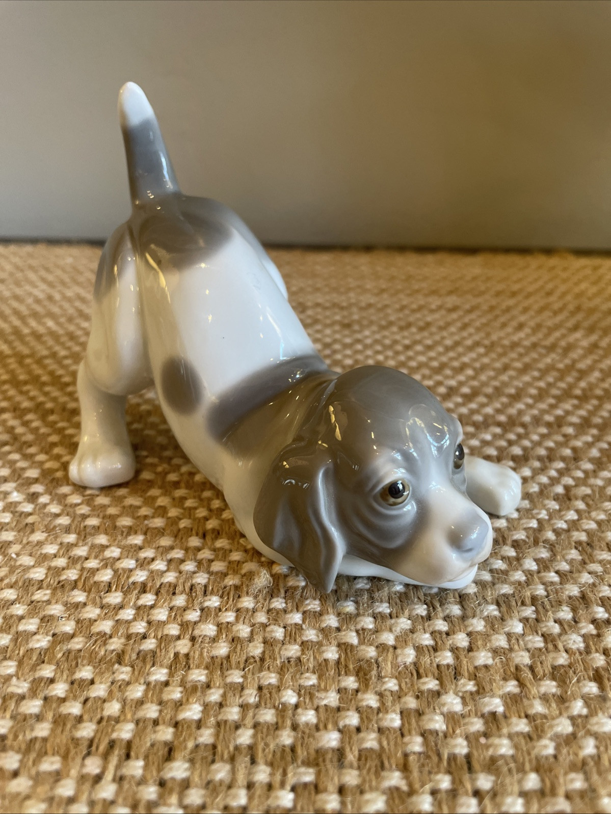 RARE Porcelain Beagle Puppy.