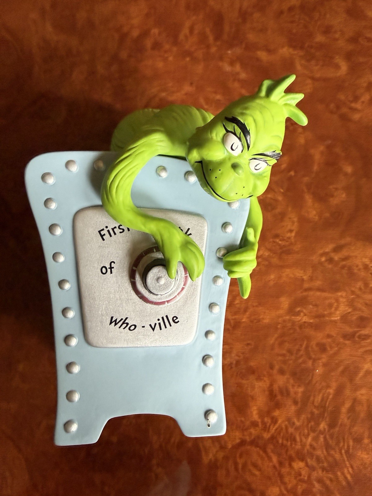 Hallmark Dr. Seuss Collection A SEUSS SAFE Grinch Bank Numbered Edition – VIDEO