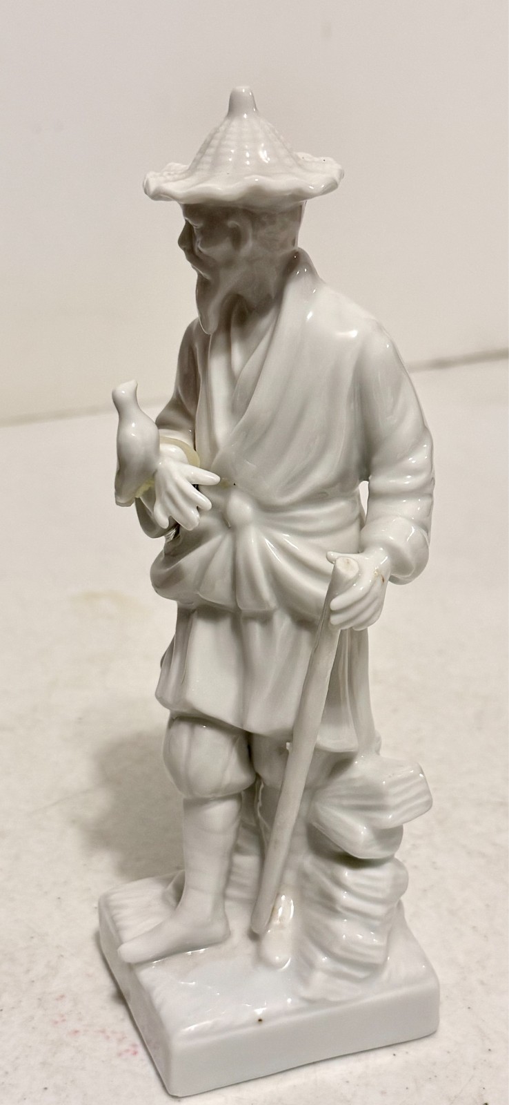 Fine Fitz Floyd White Blanc de Chine Figural Character Asian Man With Bird 8”