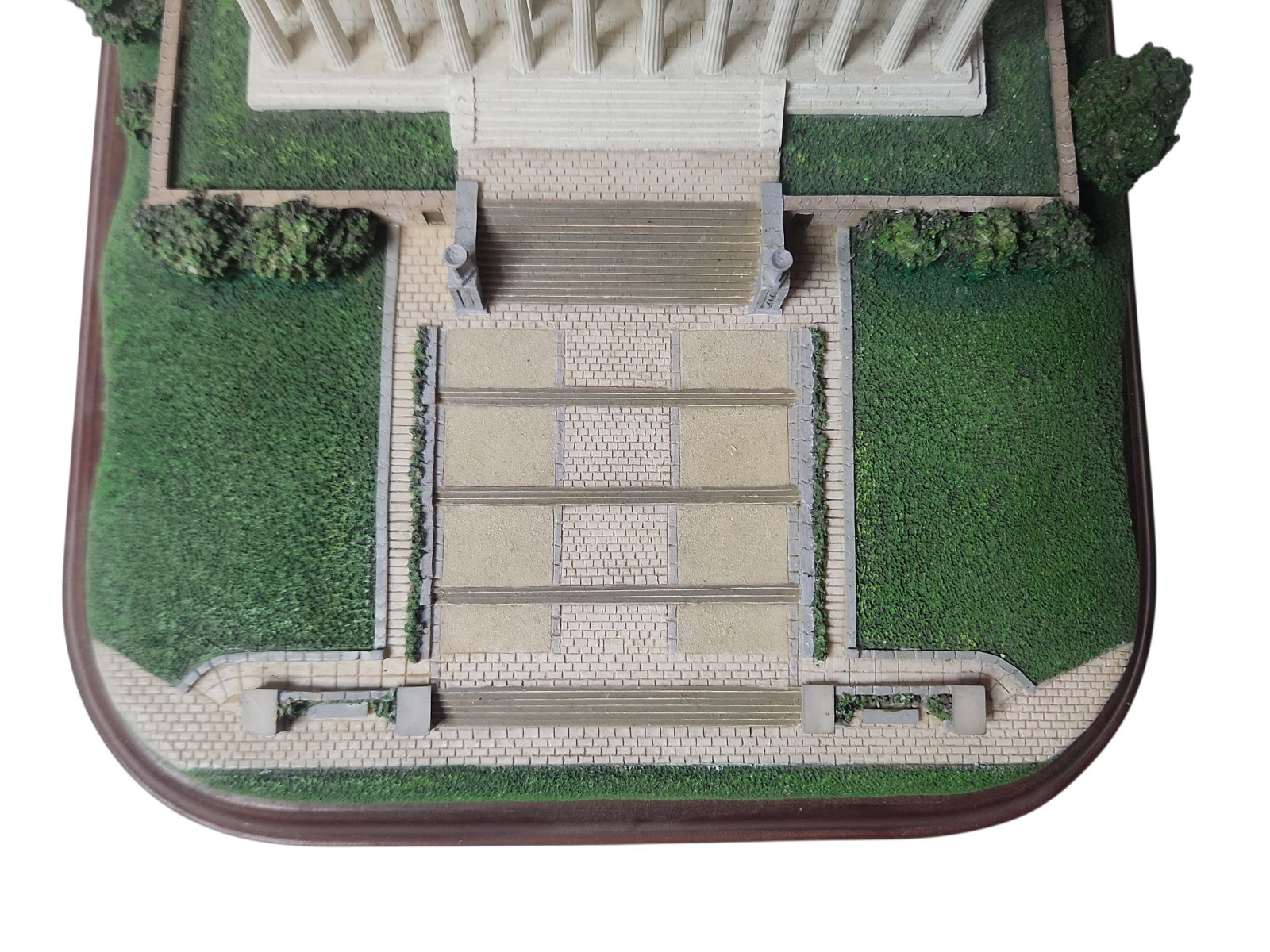 Danbury Mint Lincoln Memorial Washington DC Sculpture