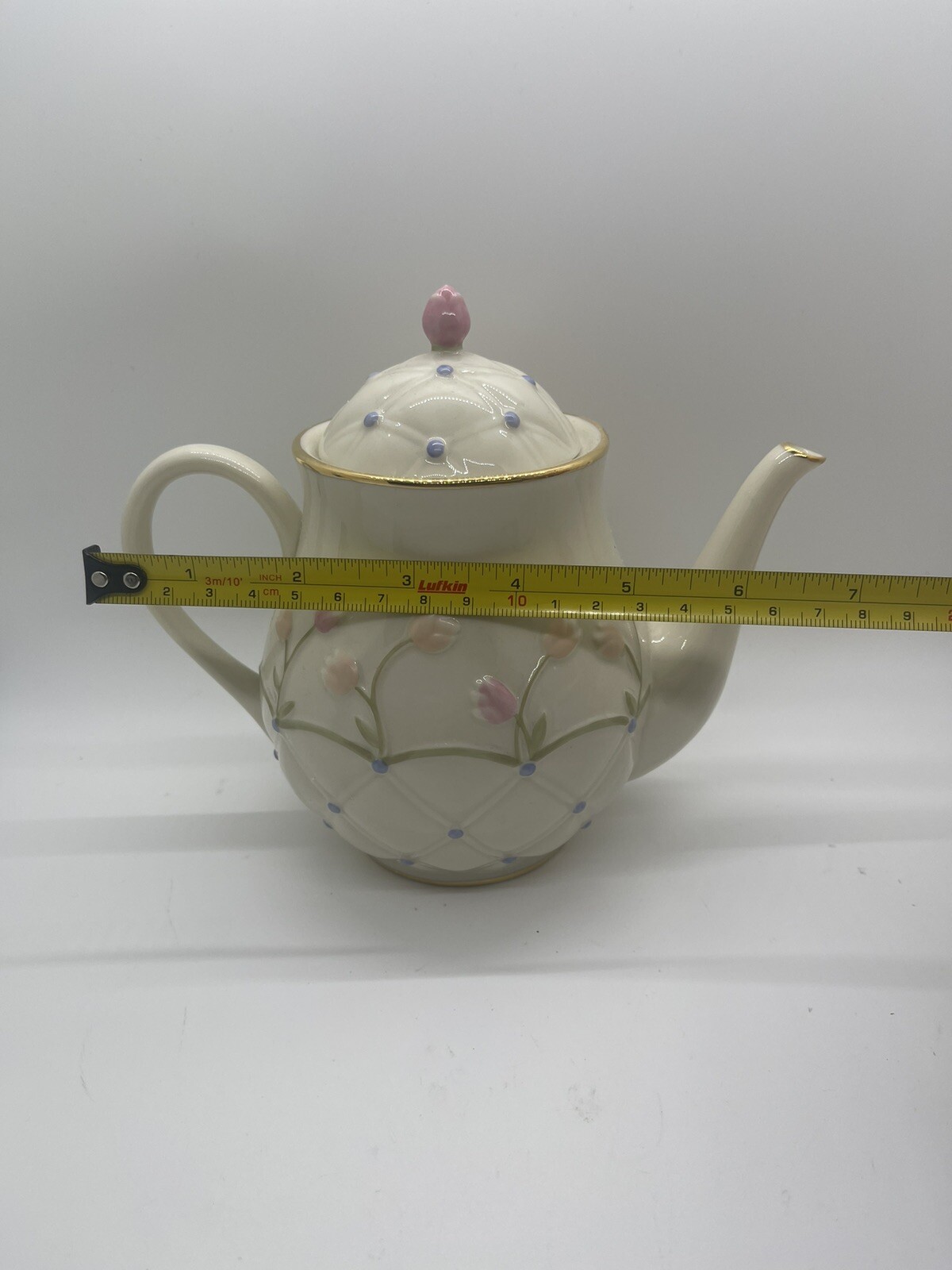 Lenox Great Giftables-Quilted Teapot-761383 NEW