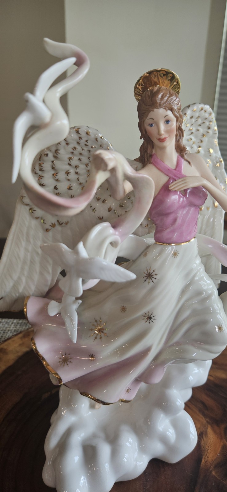 LENOX HEAVEN’S MESSENGER OF PEACE ANGEL FIGURIN Limited Edition 12.5” Gold Trim