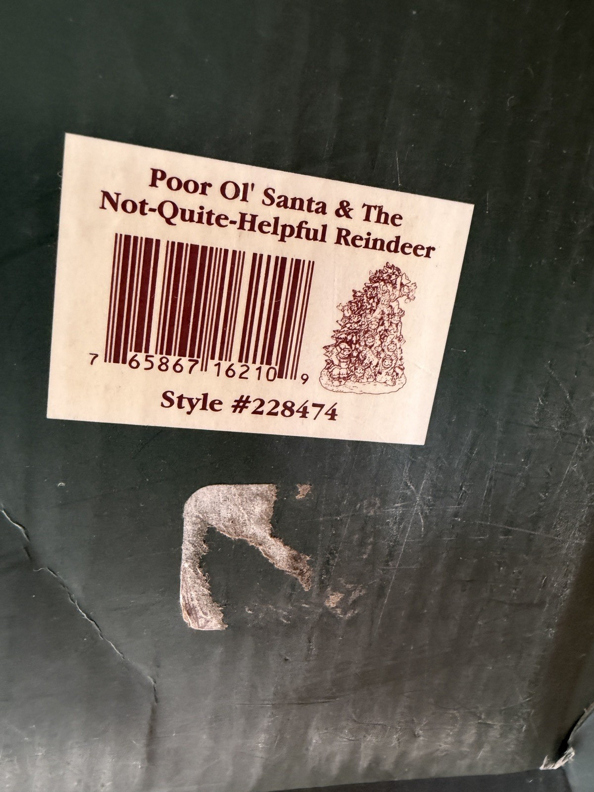 Boyds Bears Poor Ol’ Santa & The Not Quite Helpful Reindeer Lighted Tree w/box