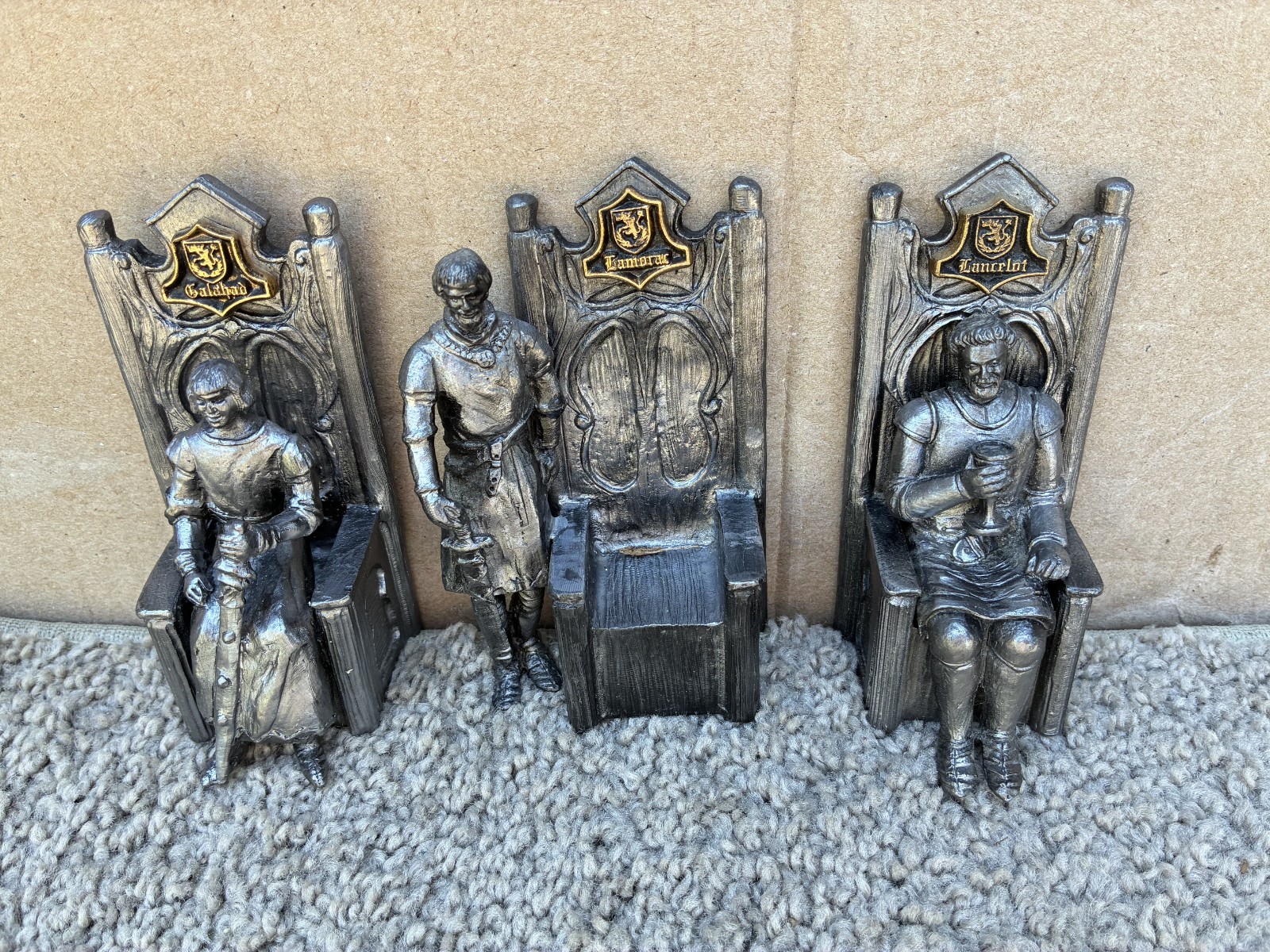 Michael Ricker Pewter Knights King Arthur Round Table 15 Figures Gold Crests Sig