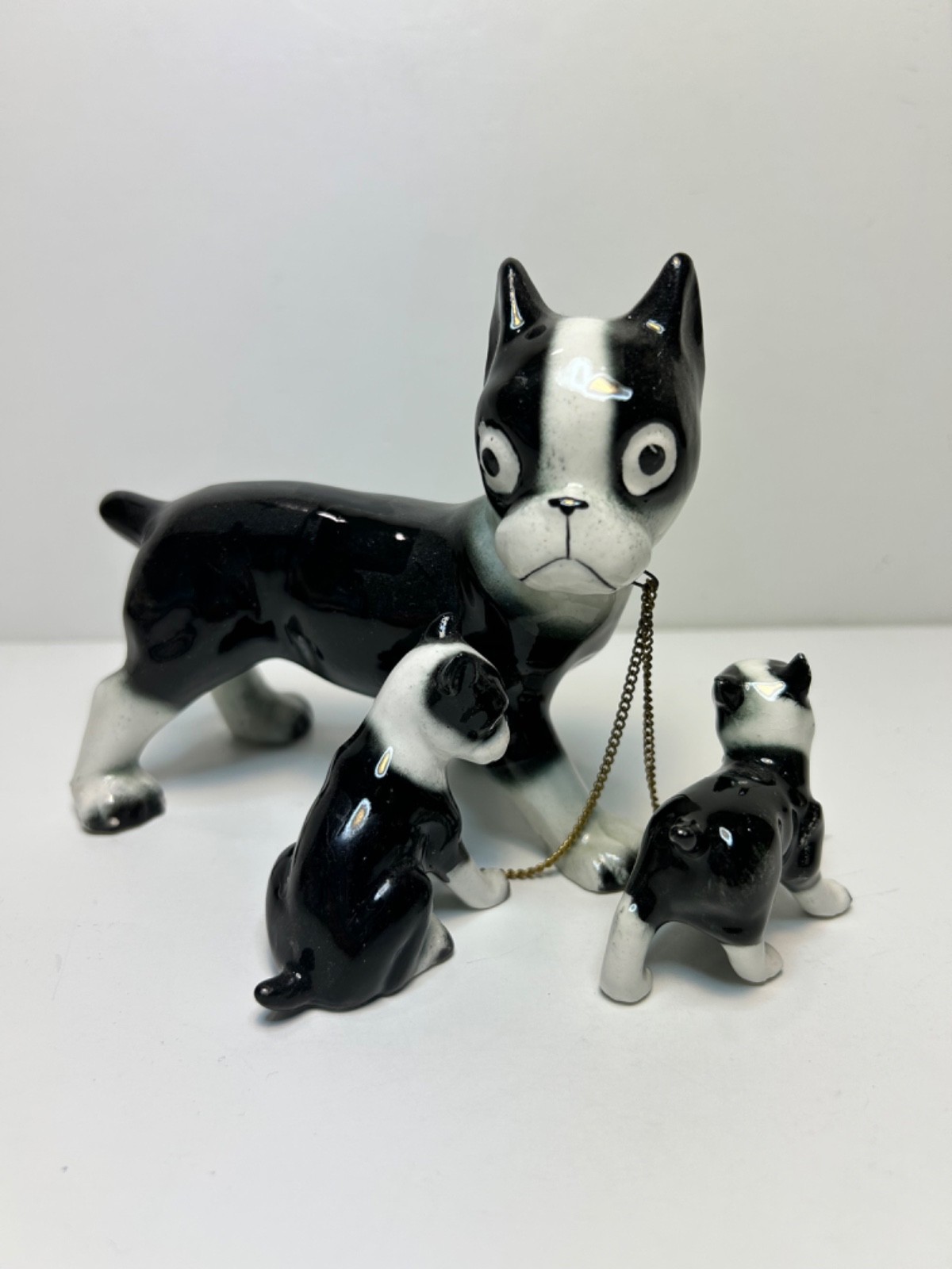 dog figurine ceramic Black and White, Mama With 2 Babies