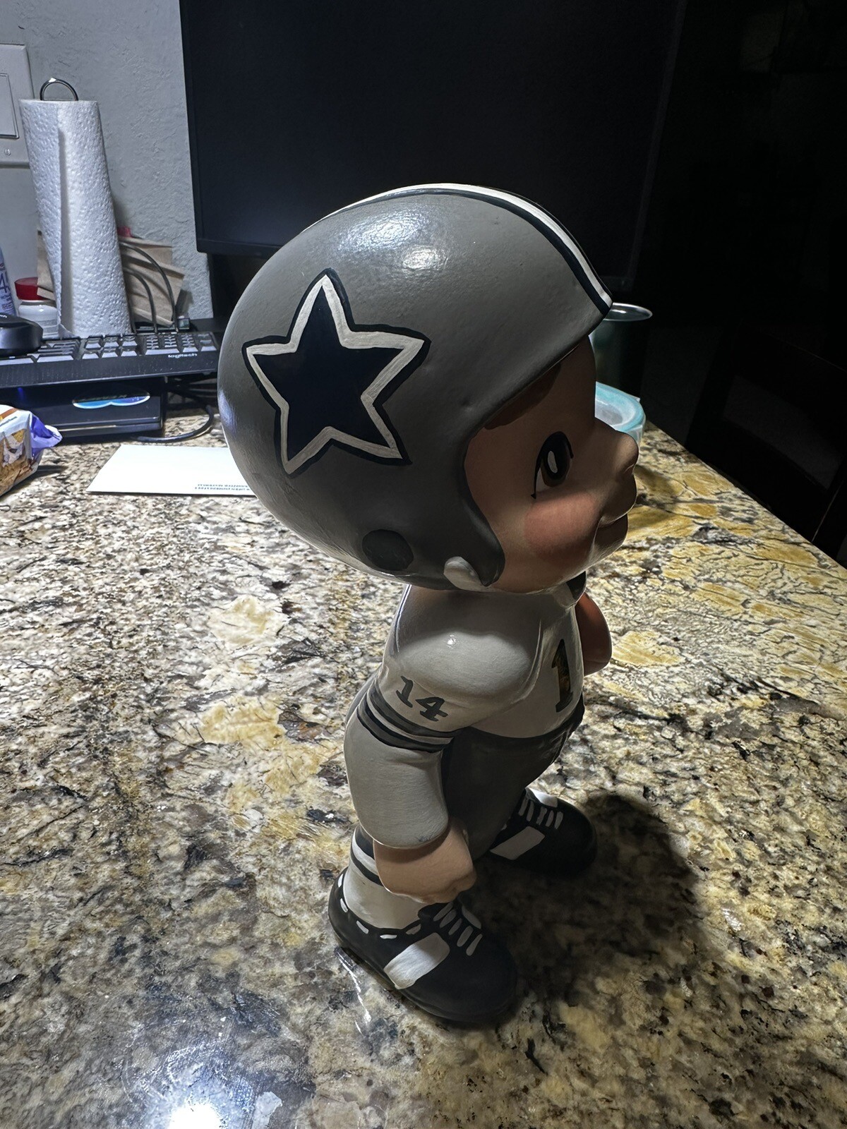 Vintage 1970’s 11″ Atlantic Mold Football Boy Ceramic Figurine Dallas Cowboys 14