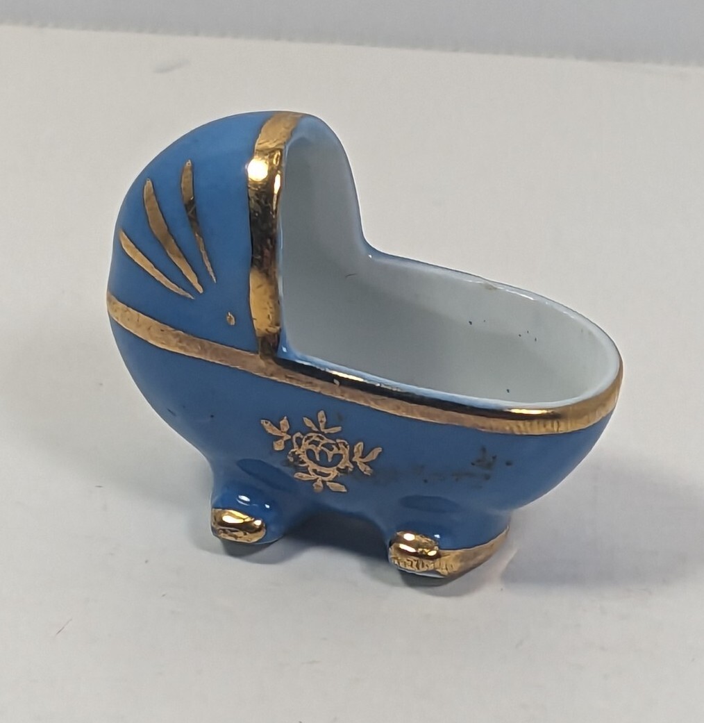 Limoges Porcelain Baby Cradle Made in France 1-1/4″ Tall, 1-5/8″ Long, 3/4″ Wide