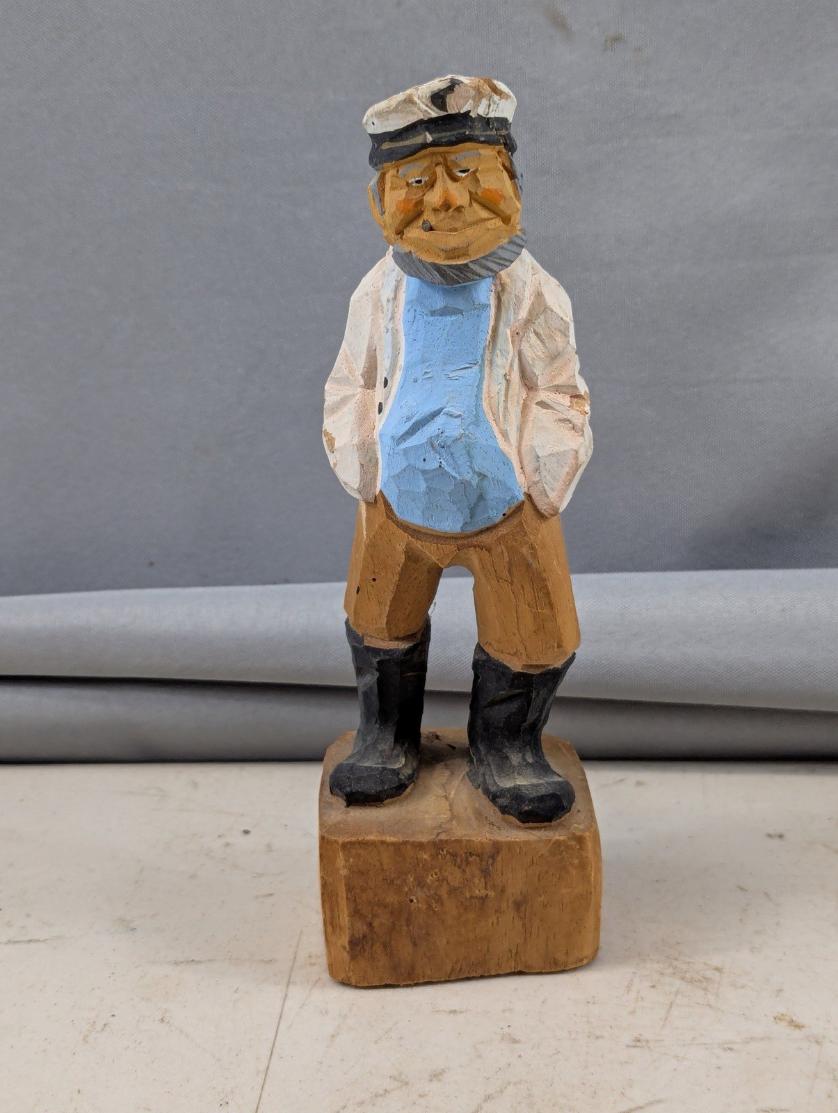 Vintage Wooden Hand Carved Weathered Sea Captain Sailor Fisherman Figurine